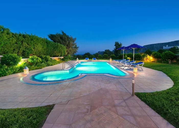 Clive By * リンドス